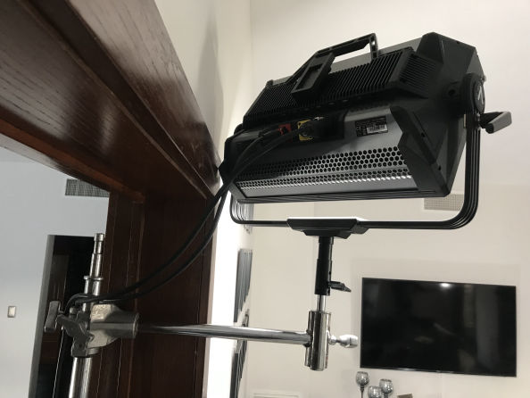 Renta de panel Aputure Nova 300c